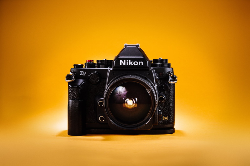 photograph, camera, western script, image, antique, slr camera, milc, copy space, photography Themes, old, equipment, black, technology, lens - Optical Instrument
