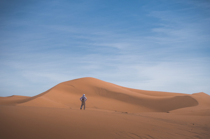 desert, africa, travel, blue, sand, rear view, morocco, day, merzouga, person, sahara, solitude, nature, full length, edventurer, sand dune, safari, scenics - nature