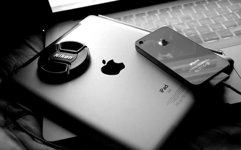 nikon, apple, laptop, display, macbook pro, ipad 2, tablet, 2K, phone, iphone 4s, iphone 4