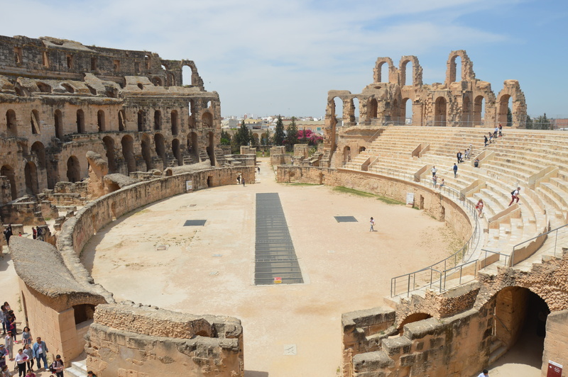 tourism, travel, architecture, old ruin, ancient, incidental people, day, ancient history, tunisia, amphitheater, nature, building exterior, archaeology