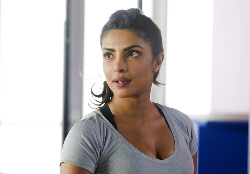 woman, gray, neck, Season 1, 2K, Priyanka Chopra, Quantico, shirt, scoop