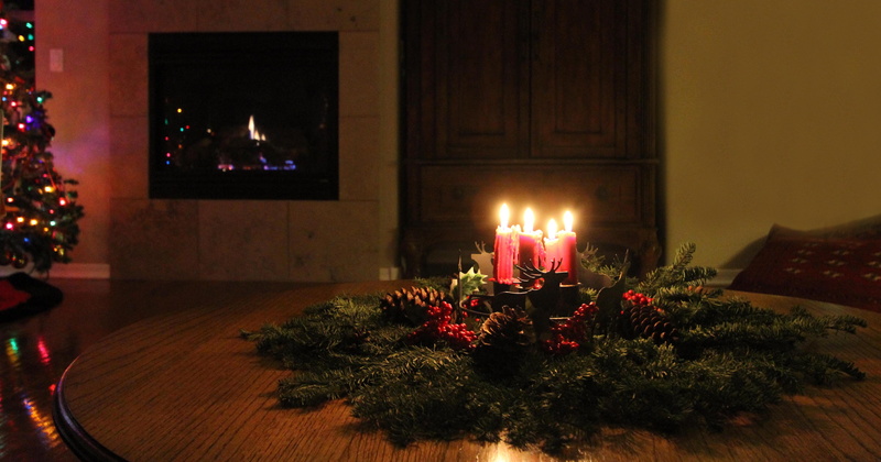 winter, indoors, christmas tree, burning, tree, december, holiday - event, night, fire, candle, holiday, 4K, dark, illuminated, flame, fire - natural phenomenon