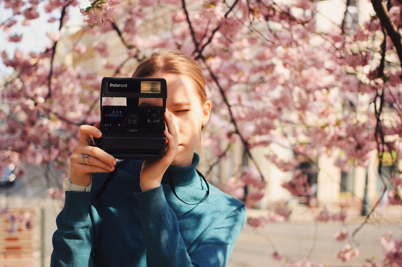cherry tree, one person, flower, human, photography themes, electronics, lifestyles, portrait, hairstyle, girl, spring, plant, nature, photo, 2K, cherry blossom