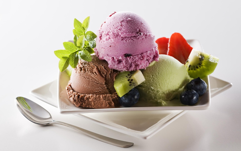mint Leaf - Culinary, food, creams, eating utensil, unhealthy Eating, gourmet, frozen, strawberry, multi Colored, chocolate, temptation, chocolate Ice Cream
