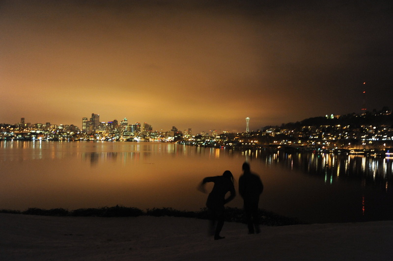 near, Park  Lake, Fremont, Fremont, night, Park, lake, 2K, beauty, buildings, city lights, cloudy, Fremont  Seattle  Washington, hill, silhouette, hill  city