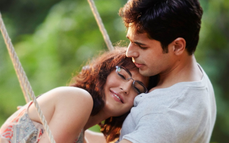 young couple, young adult, togetherness, women, emotion, dekho, focus on foreground, smiling, 2016, leisure activity, headshot, first, frames, eyeglasses