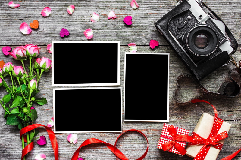 wood, decoration, vintage, pink roses, 4K, camera, Valentines Day, bouquet, frame, photo, romantic, petals, gifts, pink, hearts, roses, flowers, love