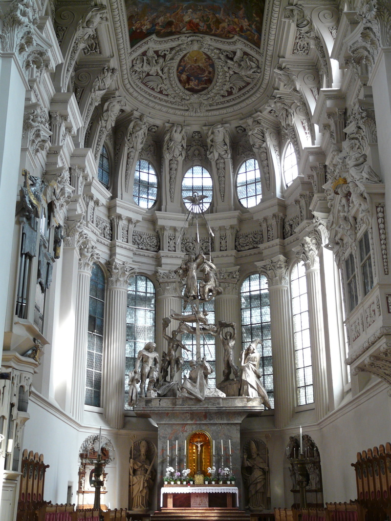 travel destinations, built structure, indoors, cathedral, ceiling, glass, photography, chandelier, no people, dom, belief, architecture, mural, religion