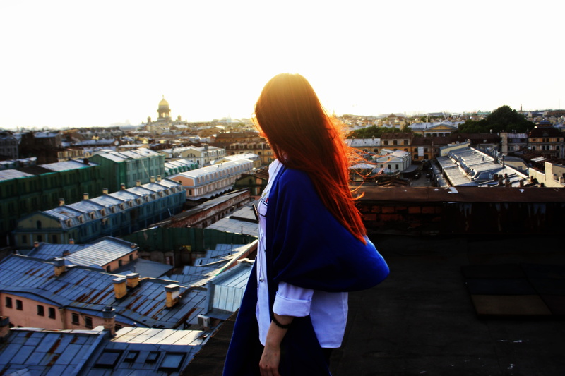 architecture, three quarter length, photoshoot, beautiful, woman, roof, russia, style, standing, posture, outdoors, body, city, adult, long hair, sky, looking at view