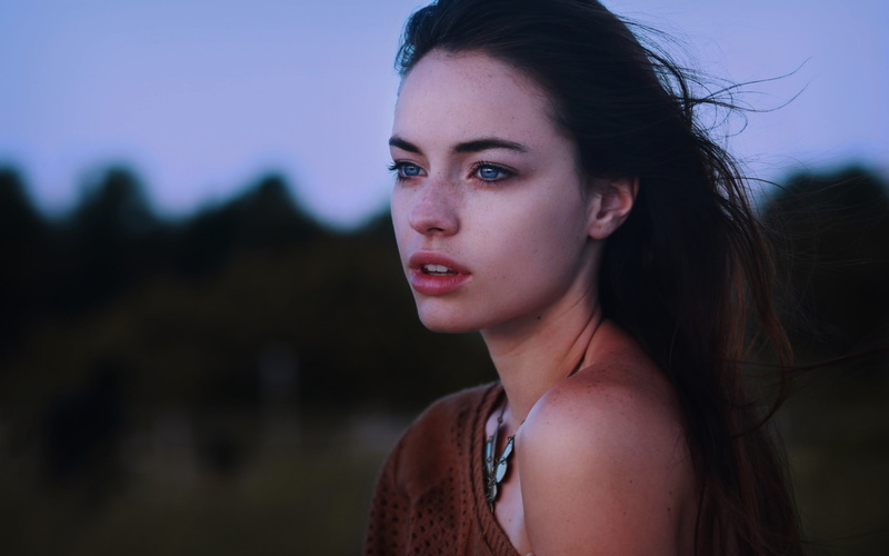 sweater, windy, face, freckles, women outdoors, women, brunette, open mouth, blue eyes, Bree Crudo, bare shoulders, looking away, 2K, trees, model, long