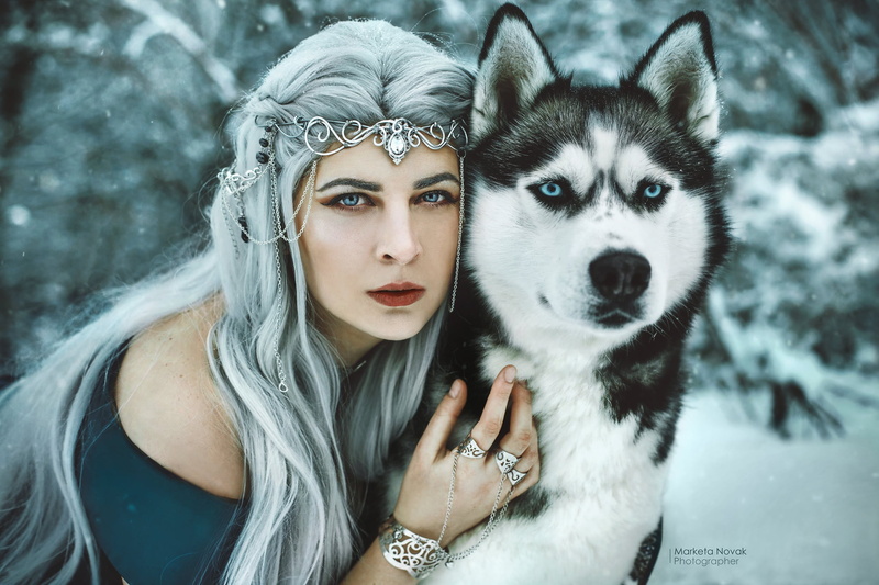 husky, look, decoration, girl, 1080P, face, Marketa Novak, long hair, dog, Nikol Brabcová, winter, blue hair