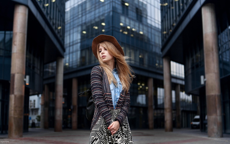 Maxim Guselnikov, women, Irina Popova, 1080P, architecture, hat, sweater, dress