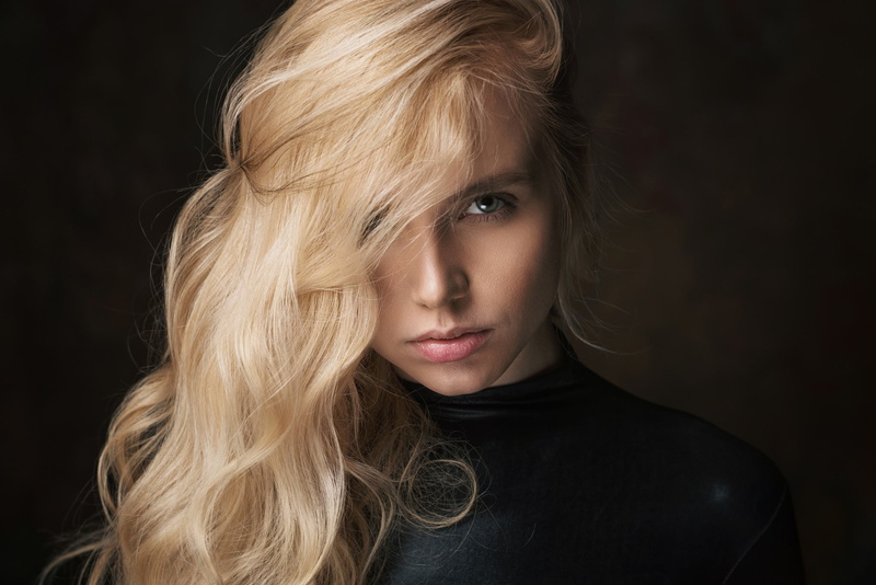 beauty, headshot, young women, human face, hair, young adult, women, one person, face, blond hair, blonde, model, studio shot, Maria Popova, contemplation
