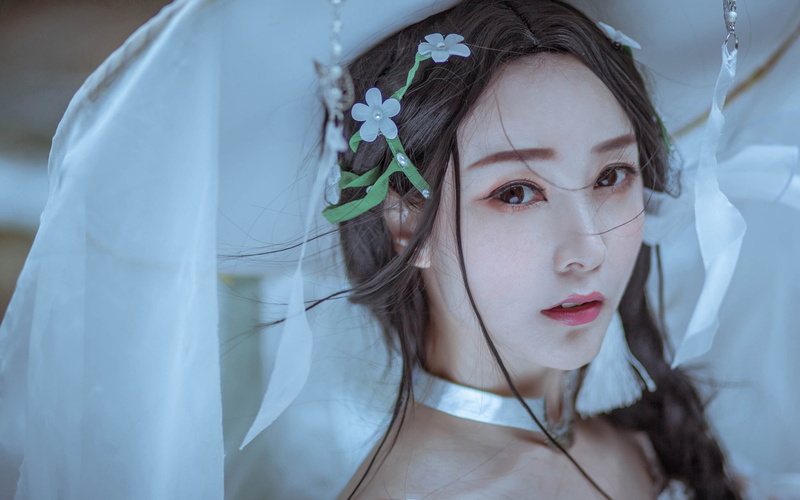 child, human face, contemplation, headshot, hairstyle, WuXia, women, Moonlight Blade, long hair, adult, 2K, front view, teenager, close-up, beautiful woman