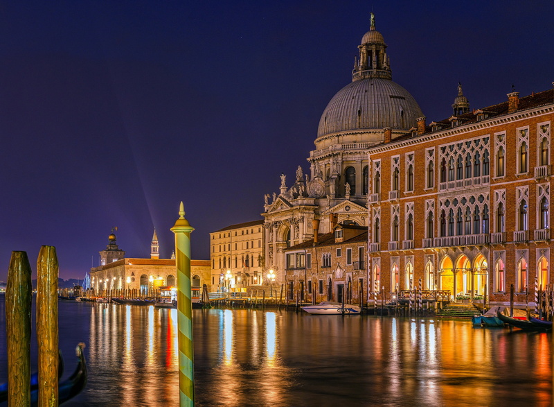 promenade, night city, Dorsoduro, 2K, building, Grand Canal, channel, The Cathedral of Santa Maria della Salute, Italy, Venice, Santa Maria della Salute