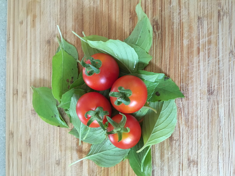 table, salad days, 4K, healthy eating, united states, food, vegetable, vegetarian food, beacon falls, garden fresh, red, green color, leaves, salad, raw food