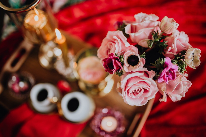 pink, flower head, love, flowering plant, day, valentine, valentines, bouquet, valentines day, red, close-up, beauty in nature, bouquets, s, romance, indoors