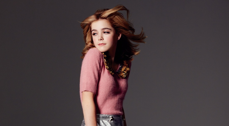hairstyle, standing, hair, teenager, kiernan shipka, clothing, beauty, 1080P, fashion, long hair, adult, brown hair, beautiful woman, one person, portrait