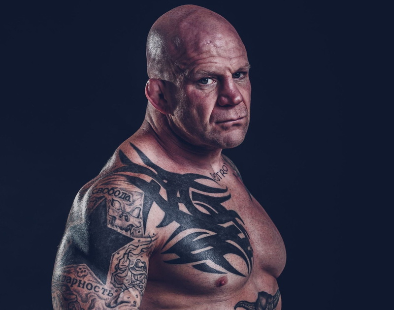 bicep, indoors, green, mma, head And Shoulders, balding, human Face, muscular Build, senior Adult, tattoo, real People, jeff monson, color Image, caucasian Ethnicity