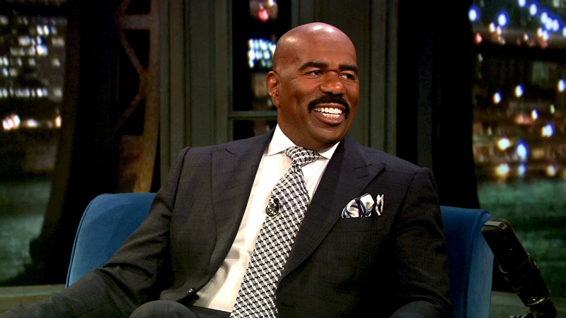 adult, steve harvey, completely bald, men, front view, cheerful, suit, hair loss, waist up, business, one person, happiness, luxury, 1080P, mid adult