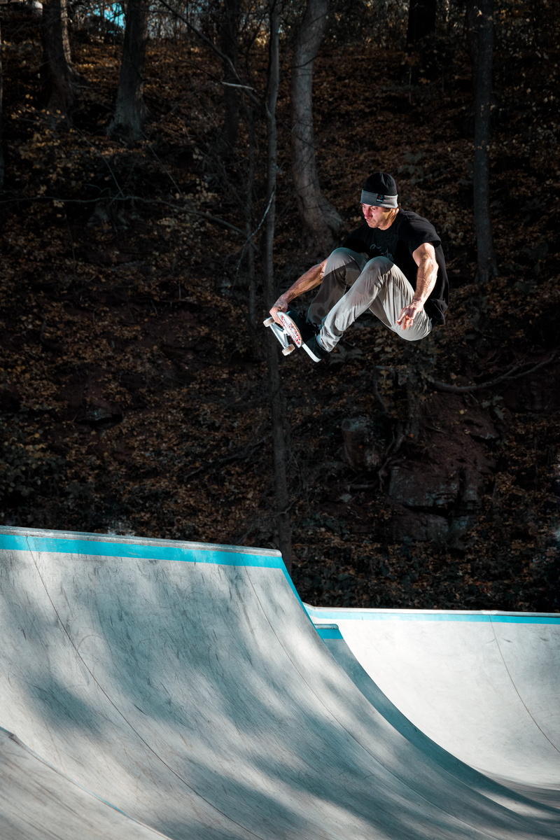 junkyard, front view, jumping, sports, indy, human arm, trutnov, outdoors, sk8, nature, air, person, lapse, risk, skateboard, concrete, ramp, young adult