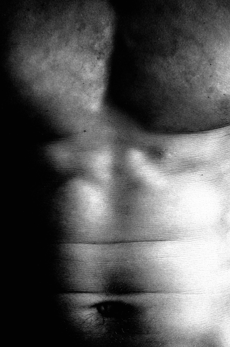 full frame, midsection, backgrounds, 1080P, indoors, close-up, macro, man, thorax, abstract, body part, blurred motion, body, real people, human skin