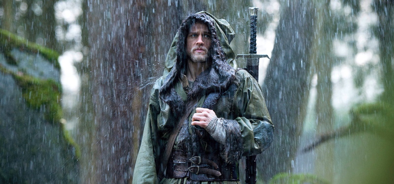 king, 2K, rain, man, blade, king Arthur, film, hood, cinema, movie, sword, Charlie Hunnam, King Arthur: Legend Of The Sword, ken