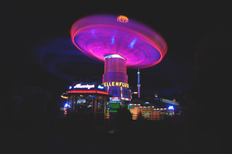 blurred motion, beer, enjoyment, 35mm, carnival, arts culture and entertainment, bayern, 4K, purple, ferris wheel, nature, excitement, copy space, park