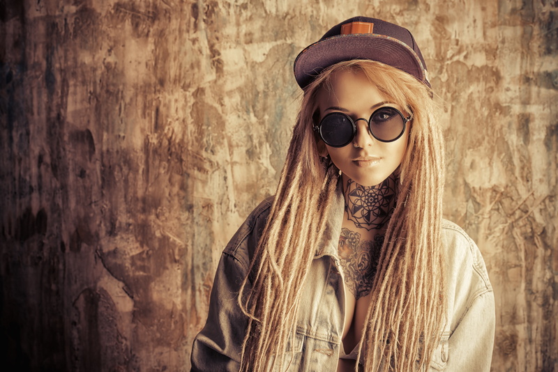 young women, young adult, portrait, beauty, blonde, one person, hairstyle, hat, adult, warm clothing, women, clothing, retro styled, tattoo, wall, front view