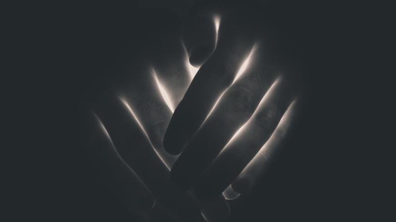 illuminated, dark, body part, human finger, lights, people, close-up, fingers, limb, minimalism, hands, finger, front view, emotion, indoors, human hand