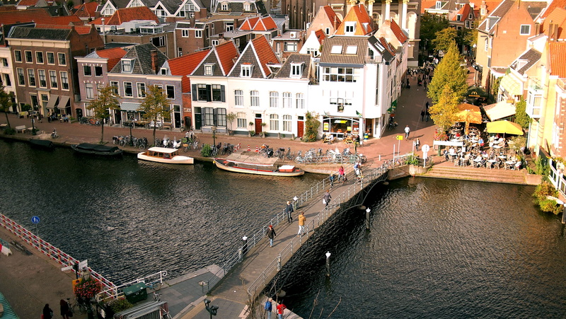 incidental people, canal, history, facade, water, architecture, nature, sunny, heritage, nederland, house, leiden, building exterior, netherland, large group of people