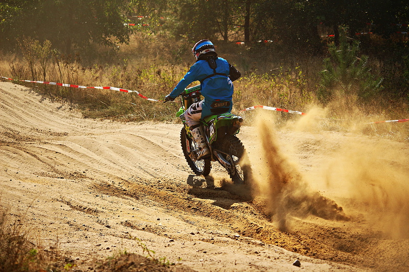 people, race, headwear, mountain Bike, transportation, enduro, dirt, men, cycling, sport, motorcycle, healthy Lifestyle, motorcycle sport, dust, outdoors