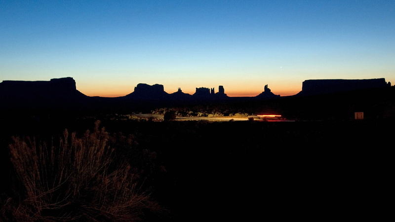 sunrise, 2K, sky, dark, Monument Valley, nature