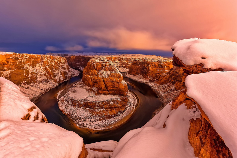Horseshoe, USA, winter, the Glen canyon, meander, Horseshoe Bend, the smooth bend of the channel of the Colorado river, 1080P, Arizona, snow