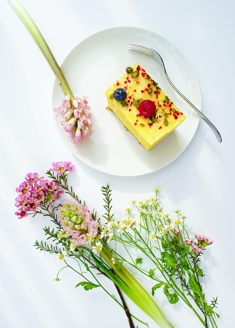 fork, plate, 2K, indulgence, ready-to-eat, pastry, plant, healthy eating, baked, round, kitchen utensil, indoors, no People, Cheesecake, close-up, spoon