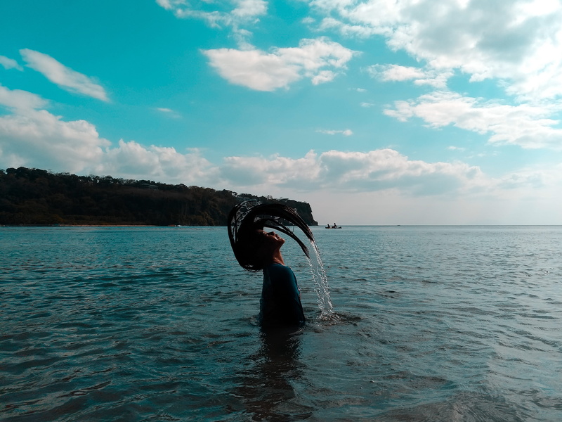 recreation, cloud - sky, waves, hair, ocean, scenics - nature, photography themes, 2K, beauty in nature, noontime, waterfront, nature, lifting, photographer