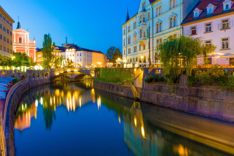 1080P, Light, Man Made, Night, Slovenia, River, Ljubljana, Building, Town, Canal, Reflection