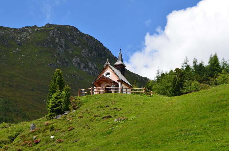 building exterior, tyrol, holiday, beauty in nature, alpine, sky, panorama, 4K, building, place of worship, cloud - sky, grass, no people, nature, mountain landscape