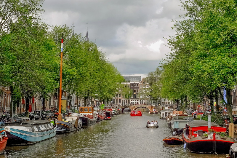 architecture, incidental people, sky, mode of transportation, canal, building exterior, barge, cloud - sky, europe, holland, moored, day, in a row, transportation