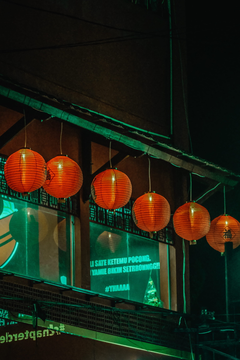 no people, lighted, red, illuminated, house, yogyakarta, indoors, light, lighting equipment, ball, building, 4K, orange color, china, paper lantern, electricity