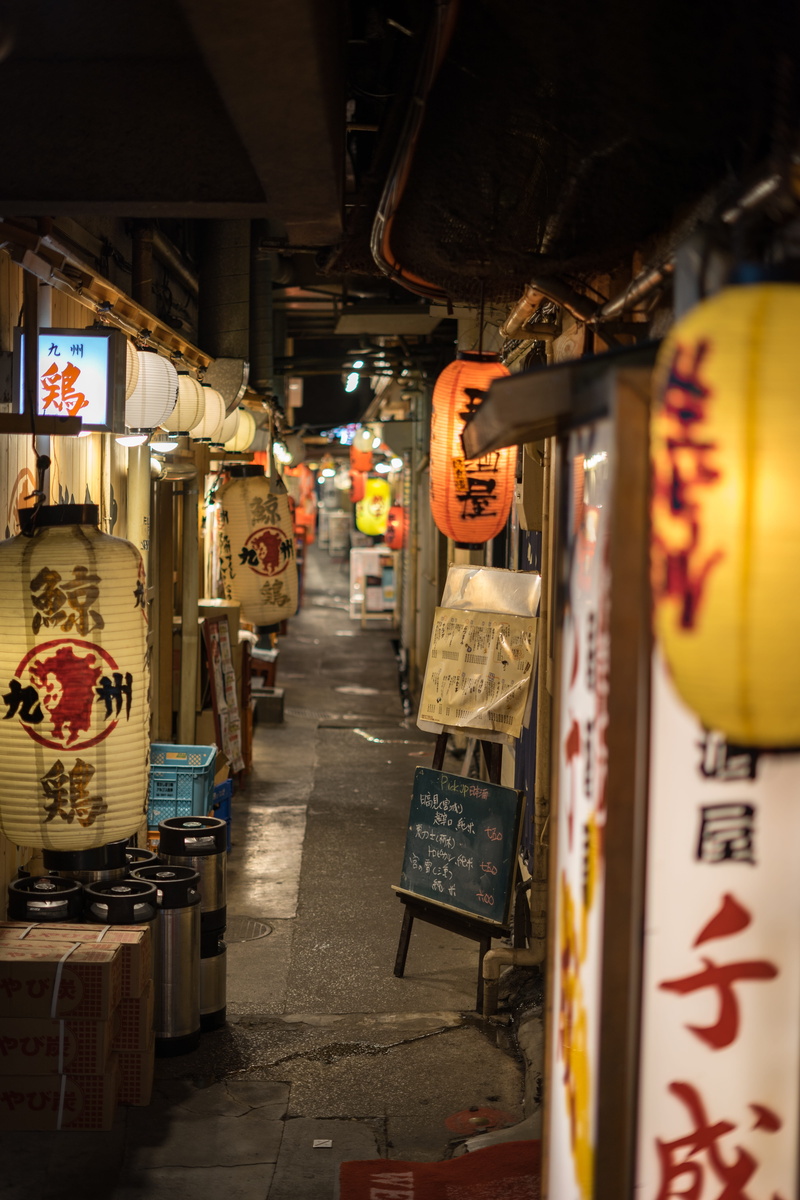 kanji, restaurants, shopping, Street, retail, alley, hanging, low light, Tokyo, 5K, market stall, text, lamps, illuminated, communication, Asian, lighting equipment