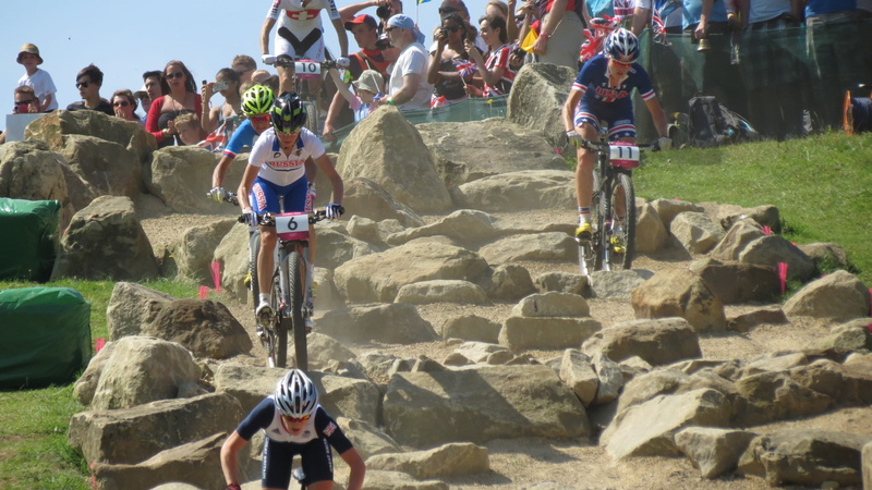 nature, 4K, travel, lifestyles, women, mountain bike, rocks, downhill, real people, rear view, people, rocky, bicycle, men, Olympics, racing, cyclist