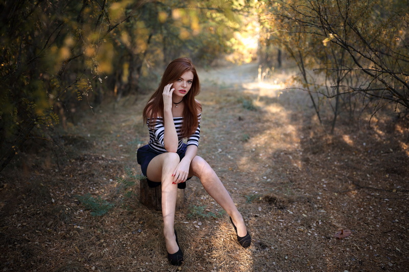 cold, dress, women outdoors, contemplation, legs, skirt, redhead, red nails, blue eyes, striped, choker, red lipstick, 2K, bare shoulders, hairstyle, women