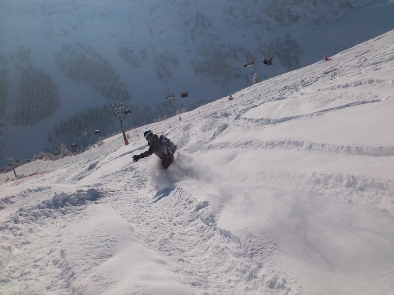 real people, deep snow, lipstick, snow, day, dream day, energy, mountains, riding, outdoors, alpine, winter sport, downhill, hut, leisure activity, sport