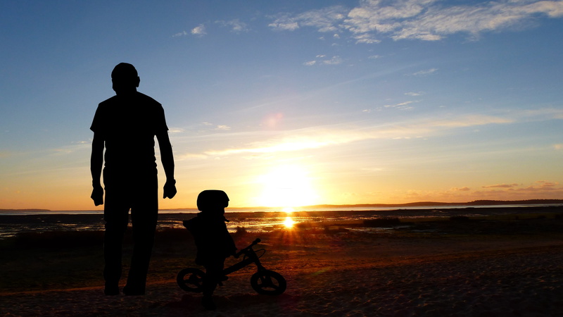 evening, bike, sea, bicycle, beauty in nature, scenics - nature, water, beach, son, love, full length, family, people, outdoors, 4K, child, land, sunlight