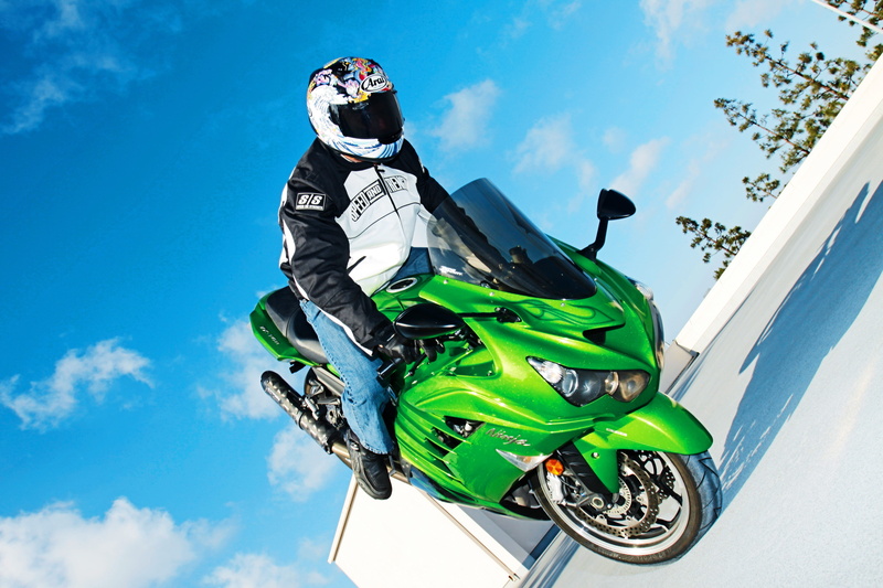 stunter, motion, mode of transportation, skill, men, united states, lifestyles, 4K, sport, sports helmet, day, full length, adventure, el segundo, leisure activity