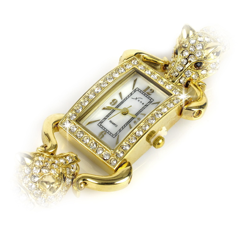luxury, jewelry, diamond - gemstone, displaying, personal accessory, rectangular, shiny, antique, white background, precious gem, ingot, ladies watch, still life