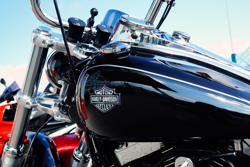 steering wheel, harley, stationary, davidson, gloss, nature, shiny, 5K, travel, engine, reflection, two wheeled vehicle, silver colored, no people, harley davidson