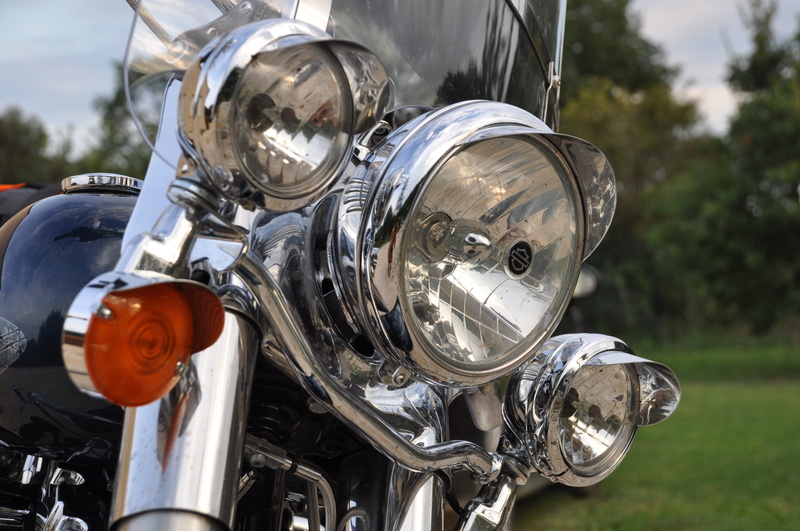 stationary, helmet, power, vehicle, motorcycles, dom, harley, black, no people, transport, chrome, sports helmet, headlight, close-up, headwear, worship