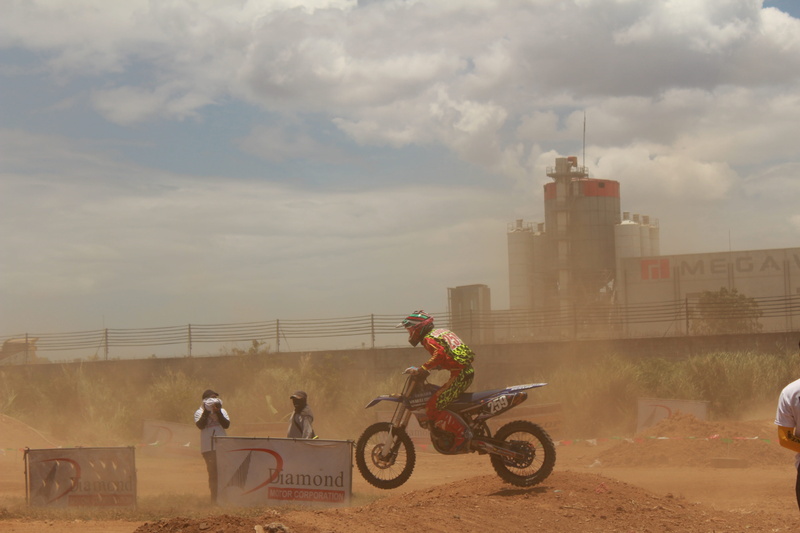 race, Motorcycle, sky, crash helmet, fun, active, architecture, outdoor, male, Sport, riding, cycle, outdoors, lifestyles, sports race, rider, mode of transportation
